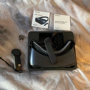 Samsung Gear VR Headset